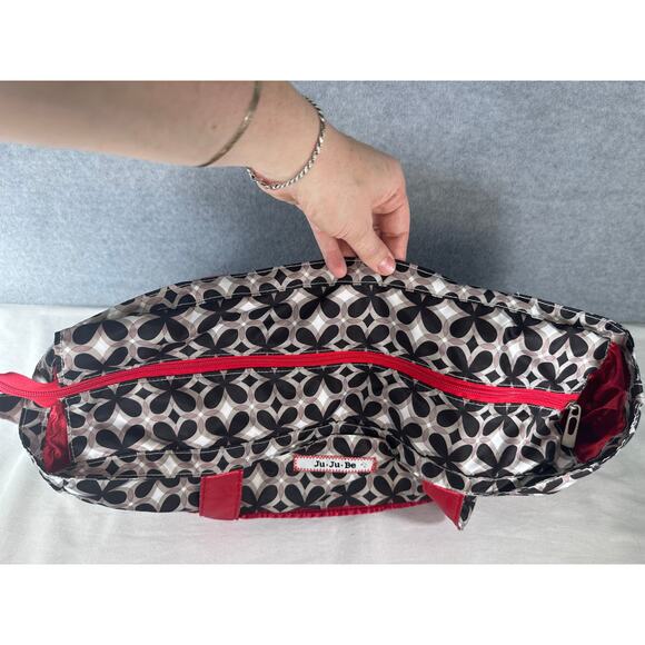 Ju Ju Be Black and Red Tote Diaper Bag Weekender Pockets Large Travel Bag - Picture 6 of 11